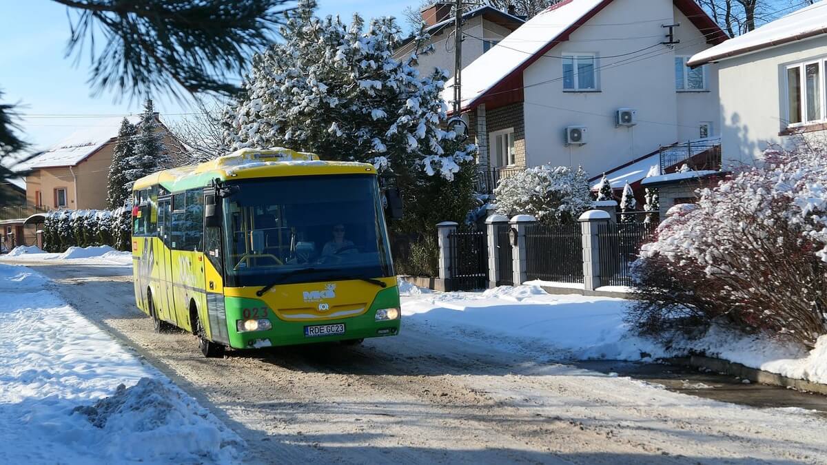 winter-bus